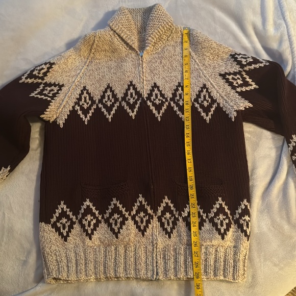 Cowichan Wool Jacket - Picture 4 of 6